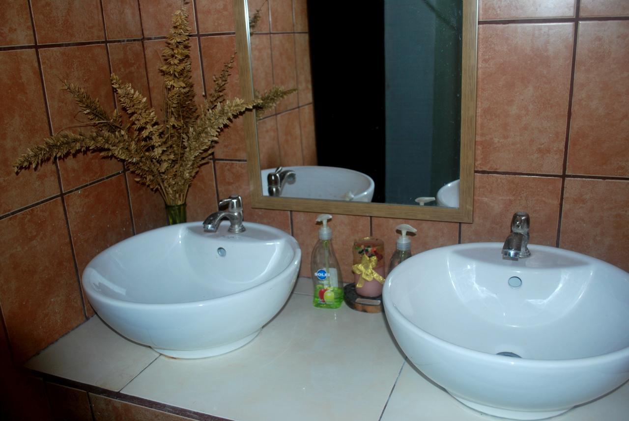 Passifloras Hostel Quepos Exteriér fotografie