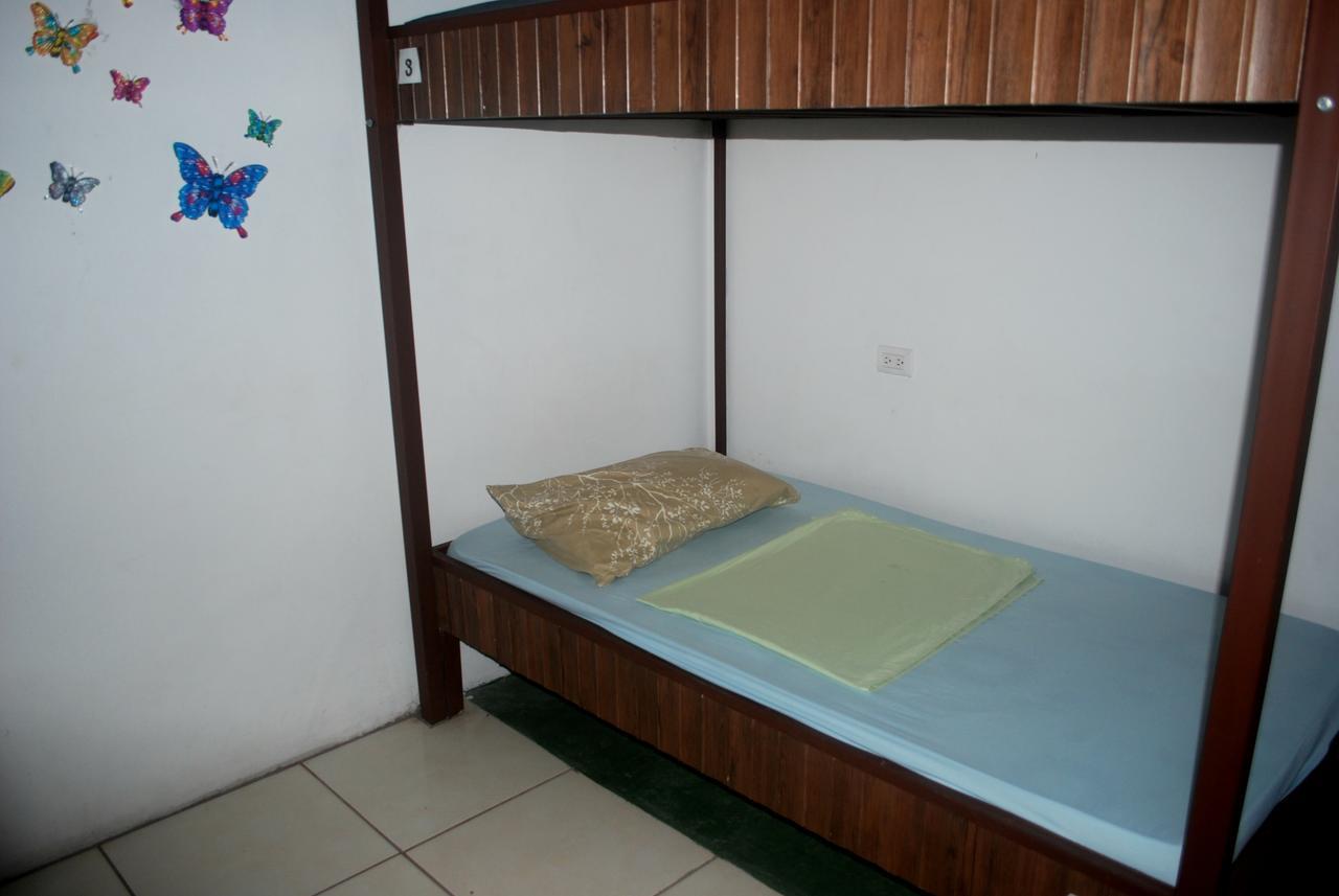 Passifloras Hostel Quepos Exteriér fotografie