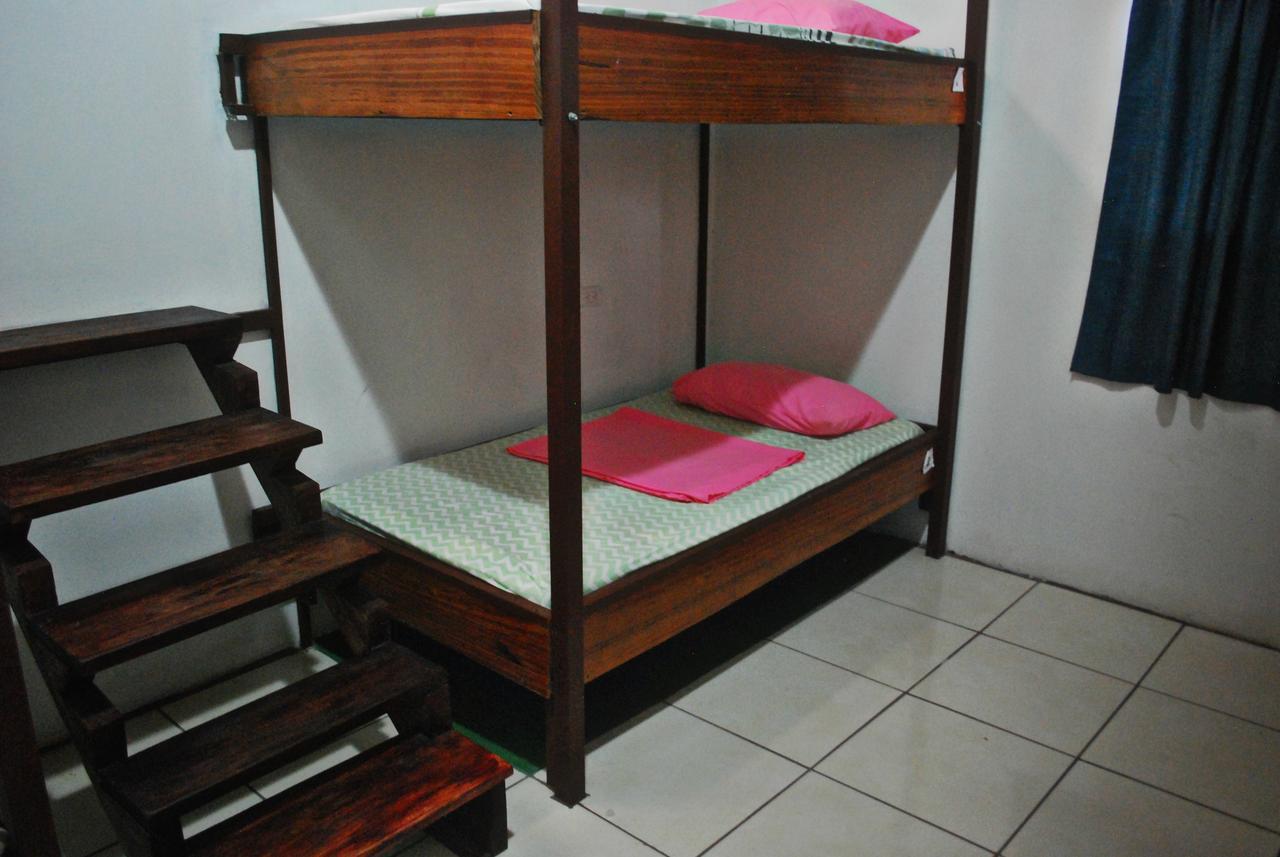 Passifloras Hostel Quepos Exteriér fotografie