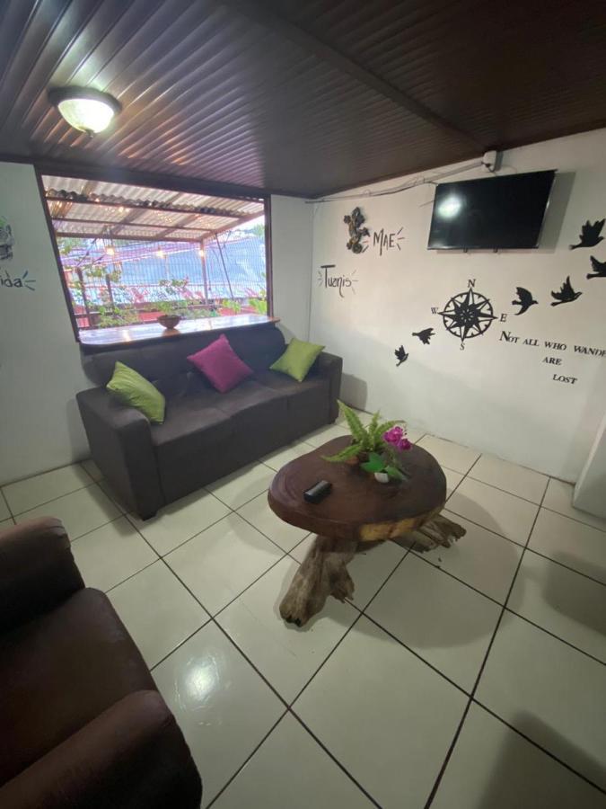 Passifloras Hostel Quepos Exteriér fotografie